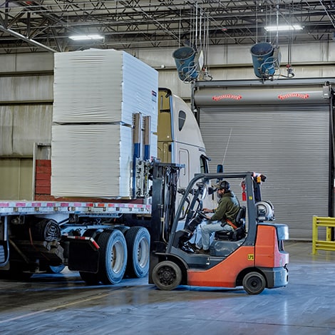 Roofing manufacturing equipment in new GAF plant